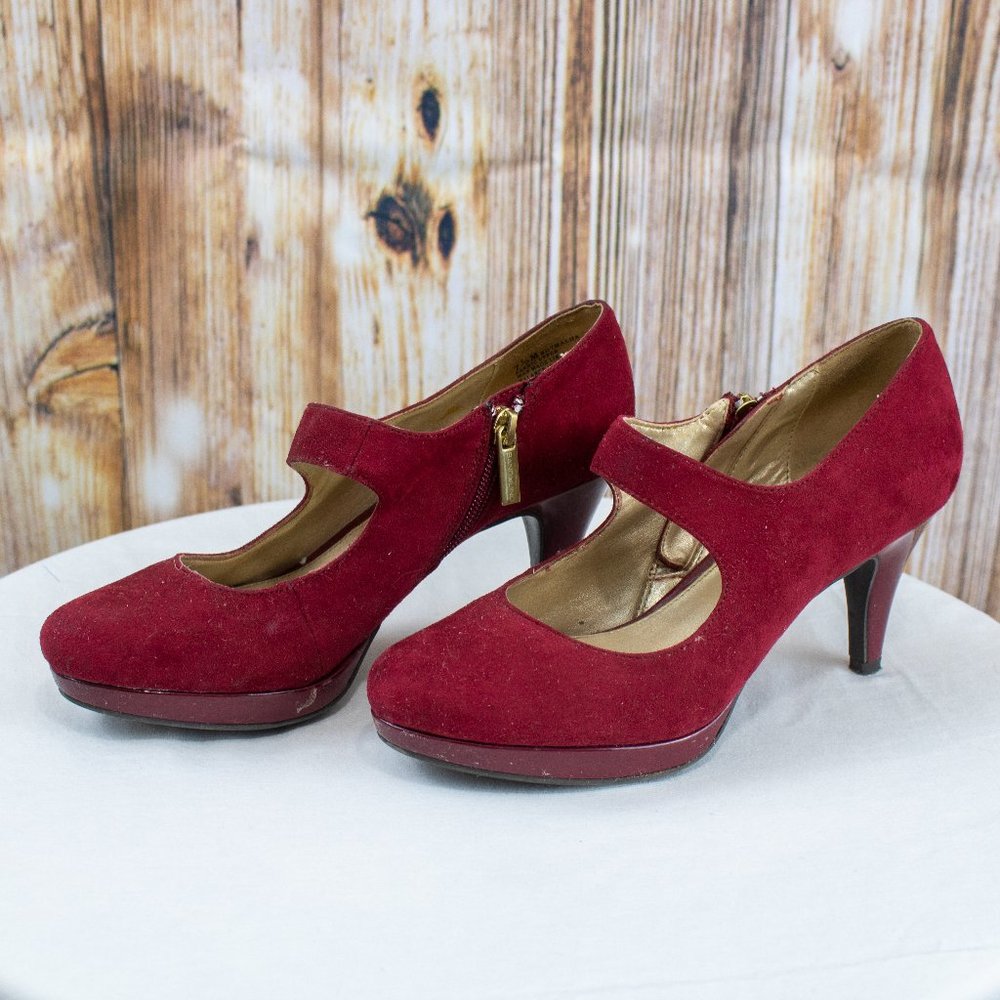 Bandolino Red Strapped Pump